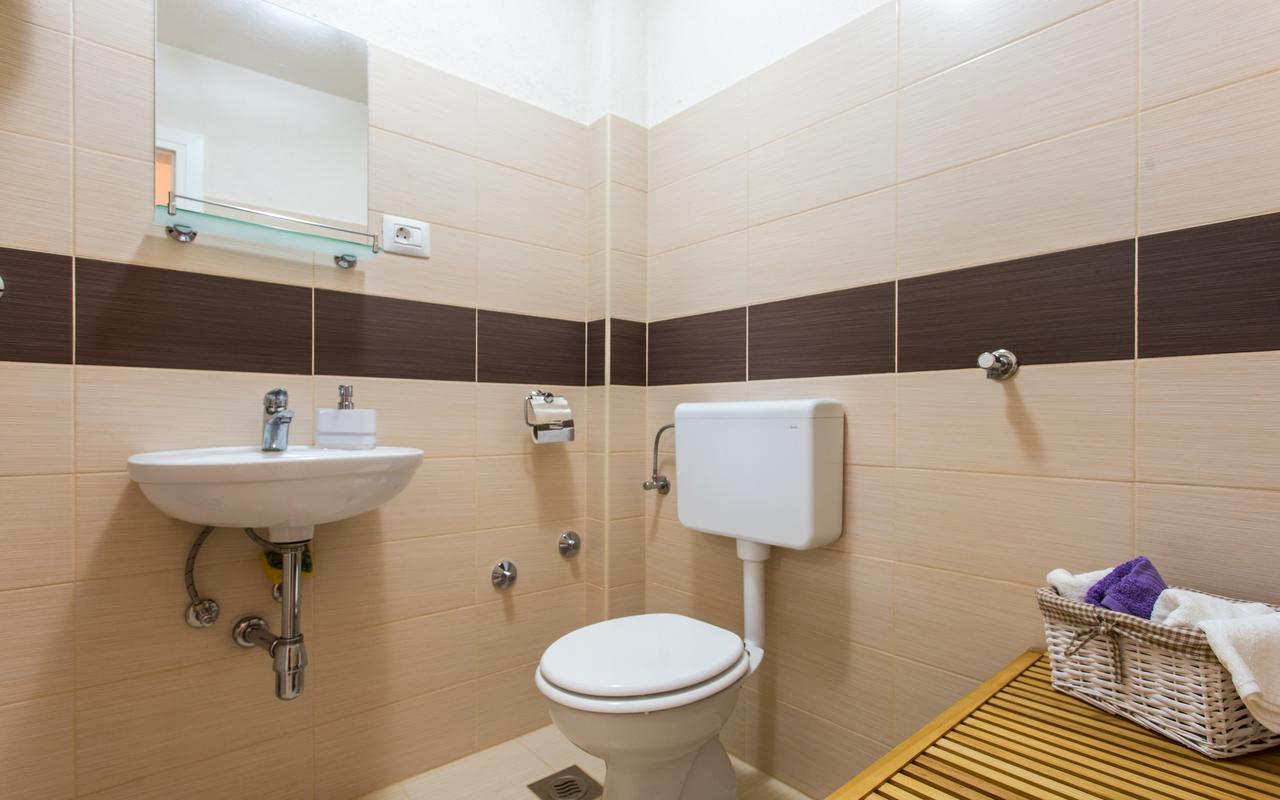 Holiday House Anabella Krk Town Dış mekan fotoğraf