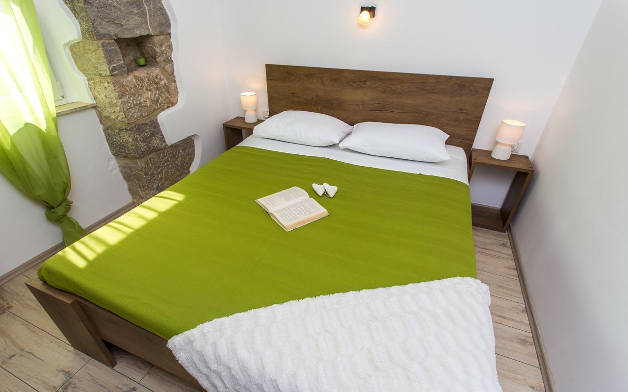 Holiday House Anabella Krk Town Dış mekan fotoğraf